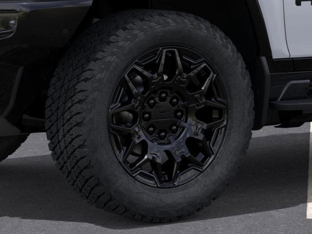 2025 GMC HUMMER EV SUV Vehicle Photo in GREEN BAY, WI 54303-3330