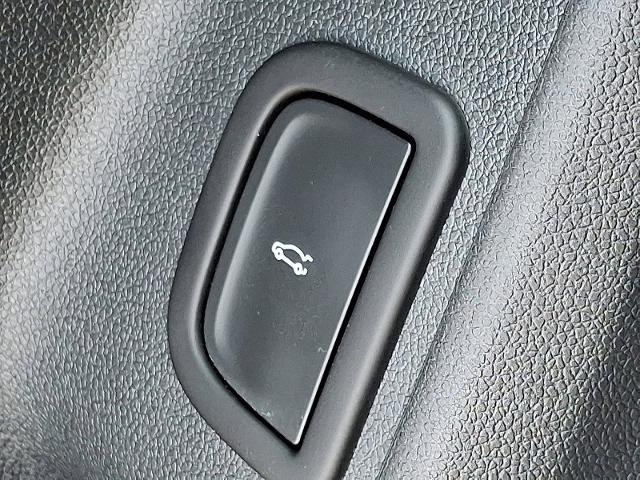 2024 GMC Acadia Vehicle Photo in TREVOSE, PA 19053-4984