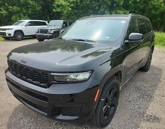 2023 Jeep Grand Cherokee L Vehicle Photo in Oshkosh, WI 54901