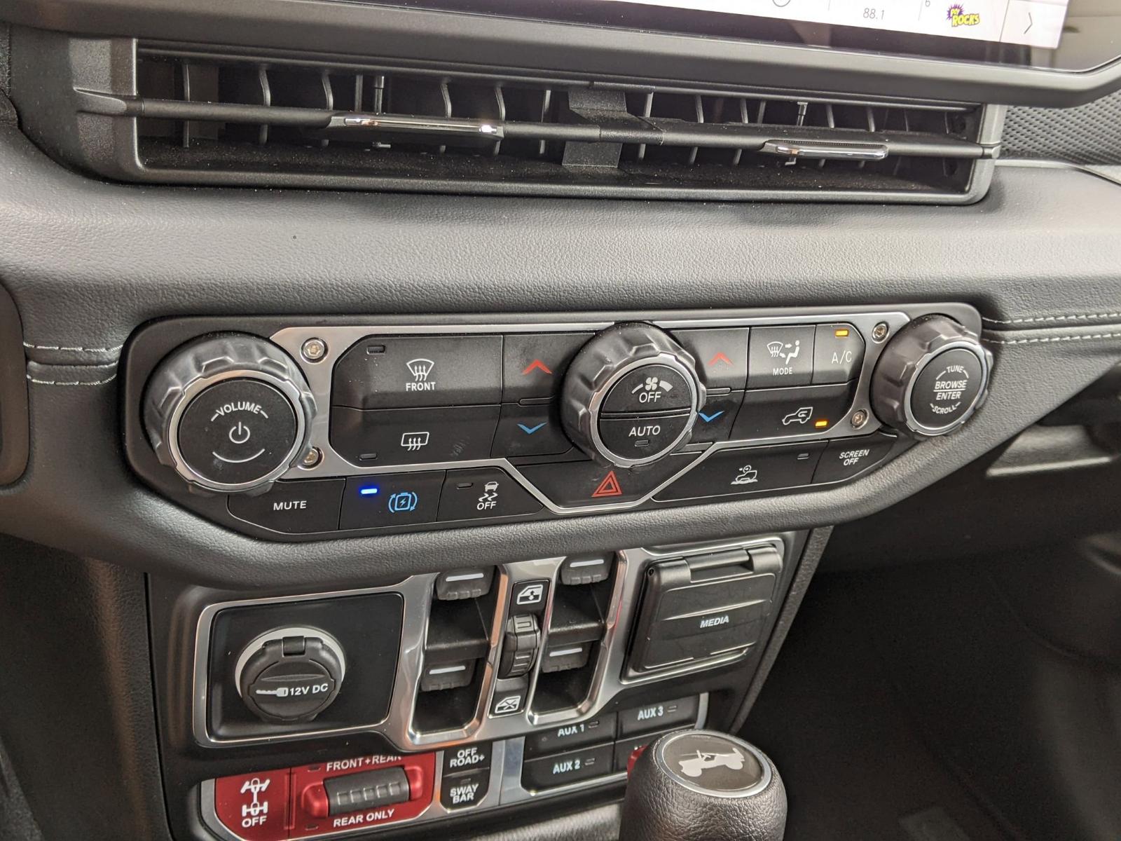 2024 Jeep Wrangler 4xe Vehicle Photo in Seguin, TX 78155