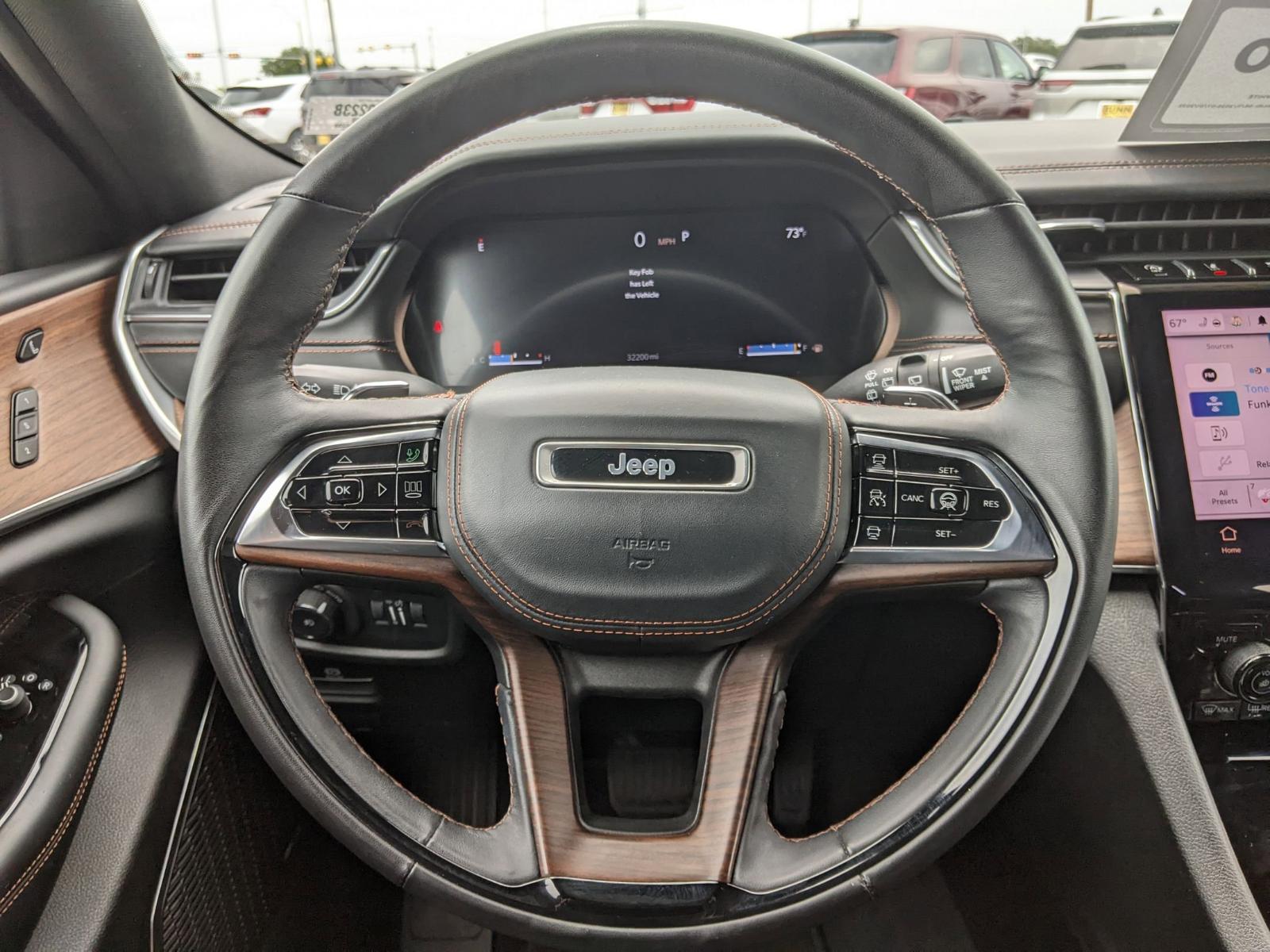 2022 Jeep Grand Cherokee Vehicle Photo in Seguin, TX 78155