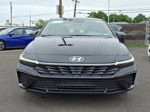 2025 Hyundai ELANTRA Vehicle Photo in Philadelphia, PA 19116