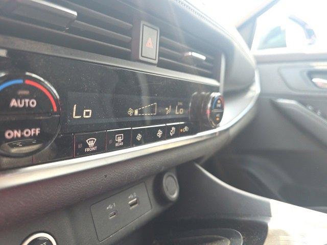 2023 Nissan Rogue Vehicle Photo in Harrisburg, PA 17111-1033