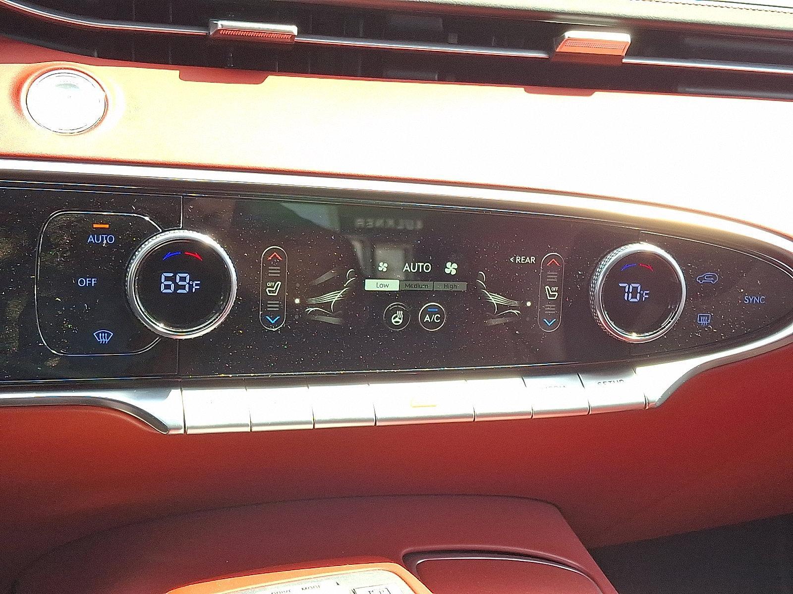 2023 Genesis GV70 Vehicle Photo in BETHLEHEM, PA 18017-9401