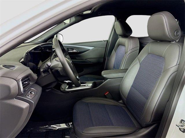2025 Buick Envista Vehicle Photo in PUYALLUP, WA 98371-4149