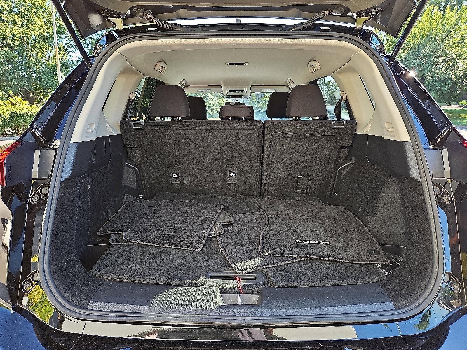 2024 Nissan Rogue Vehicle Photo in Jenkintown, PA 19046