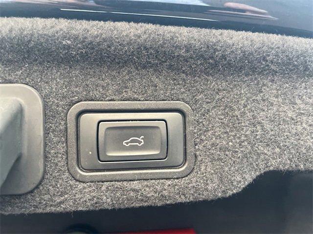 2013 Audi A8 L Vehicle Photo in Willow Grove, PA 19090