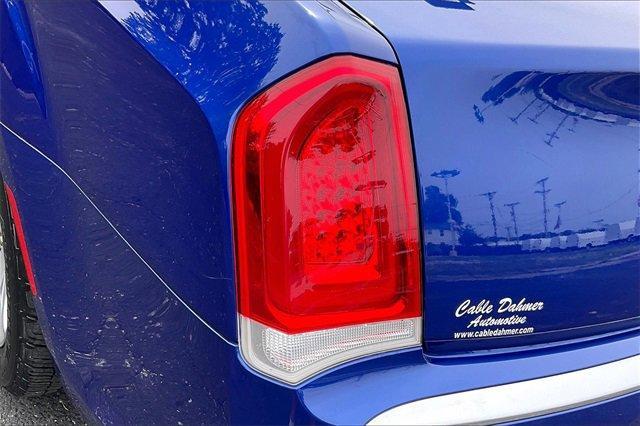 2019 Chrysler 300 Vehicle Photo in INDEPENDENCE, MO 64055-1314