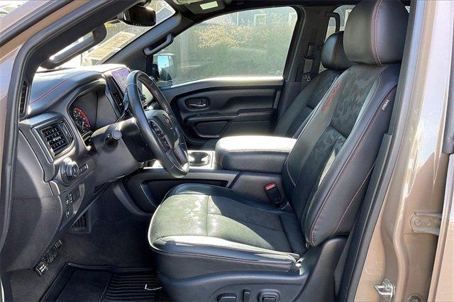2021 Nissan Titan Vehicle Photo in INDEPENDENCE, MO 64055-1314