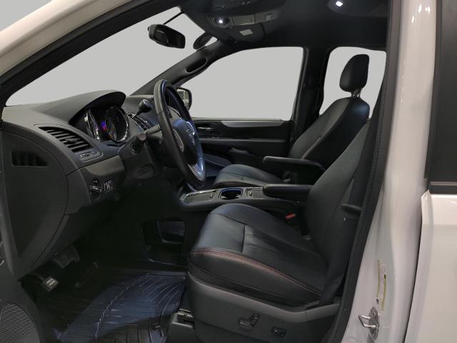 2017 Dodge Grand Caravan Vehicle Photo in Green Bay, WI 54304