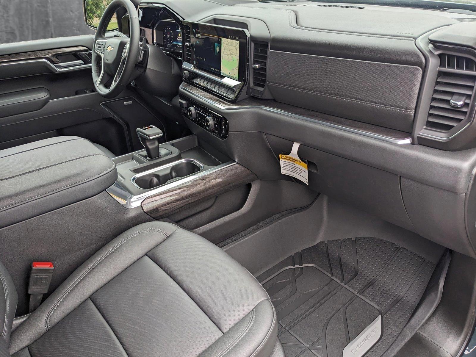 2025 Chevrolet Silverado 1500 Vehicle Photo in HOUSTON, TX 77034-5009