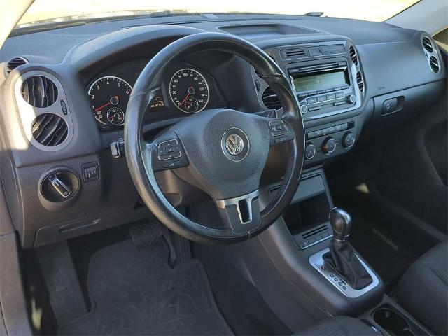 2013 Volkswagen Tiguan Vehicle Photo in BARTLETT, TN 38133-4101