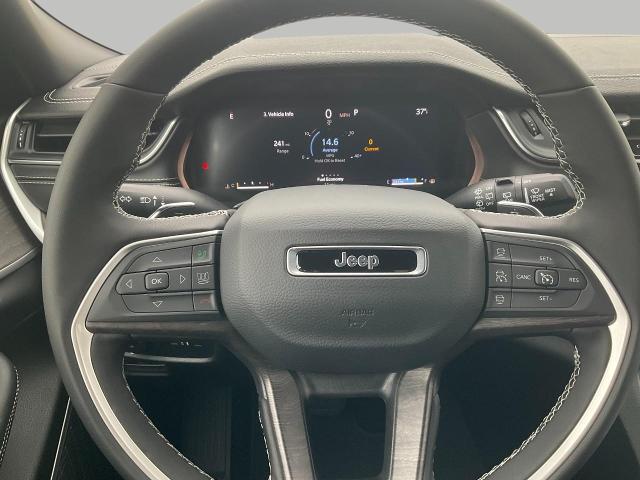 2025 Jeep Grand Cherokee L Vehicle Photo in Oshkosh, WI 54901