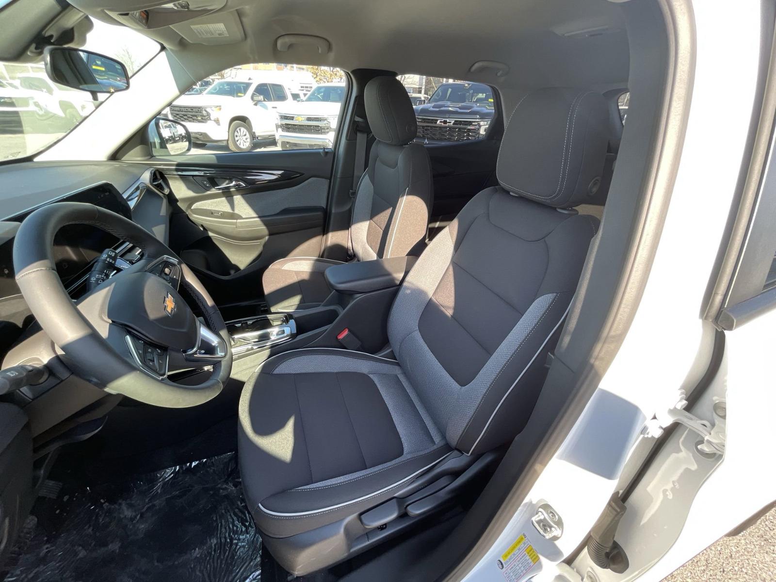 2025 Chevrolet Trailblazer Vehicle Photo in BENTONVILLE, AR 72712-4322
