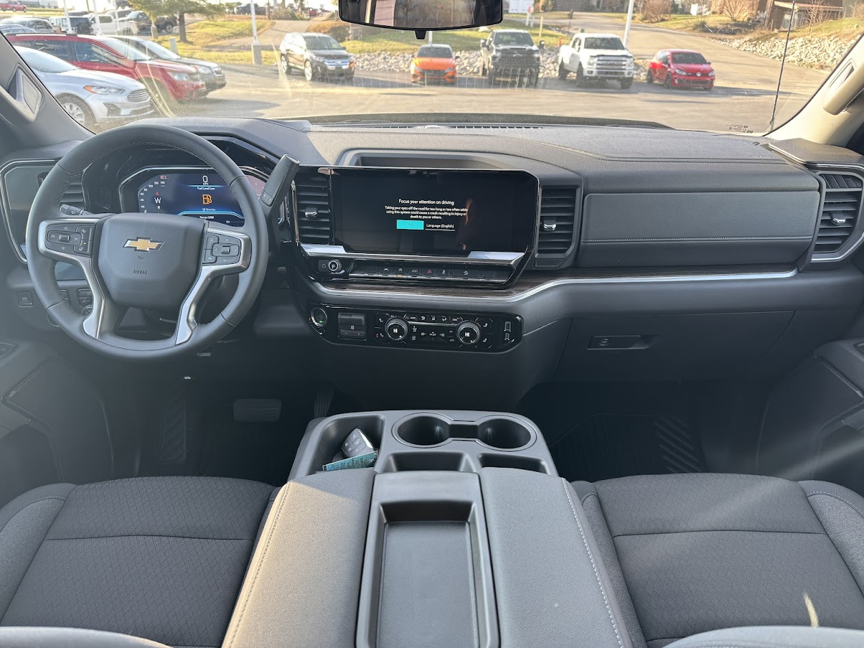 2025 Chevrolet Silverado 1500 Vehicle Photo in BOONVILLE, IN 47601-9633