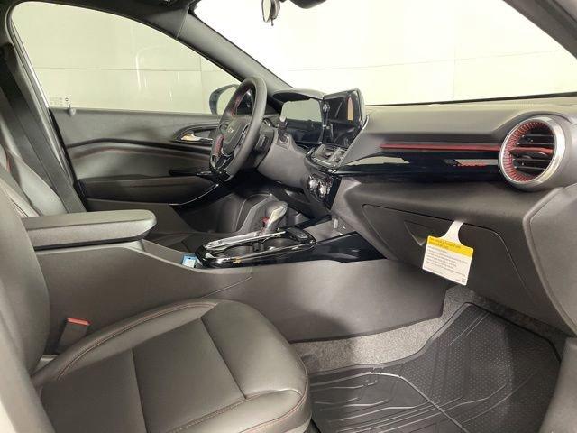 2025 Chevrolet Trax Vehicle Photo in PHOENIX, AZ 85014-3381