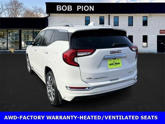 2022 GMC Terrain Vehicle Photo in CHICOPEE, MA 01020-5001