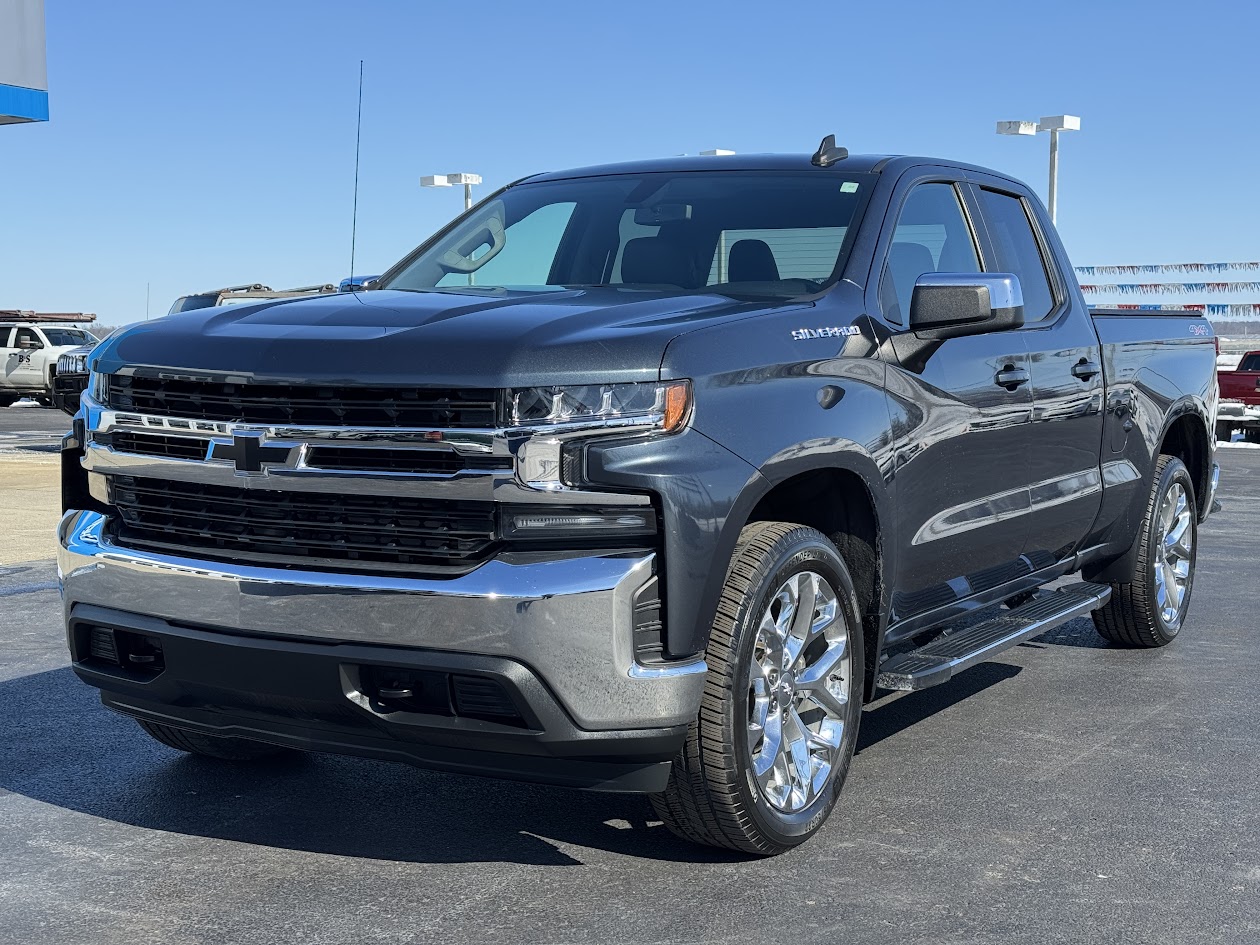 2019 Chevrolet Silverado 1500 Vehicle Photo in BOONVILLE, IN 47601-9633