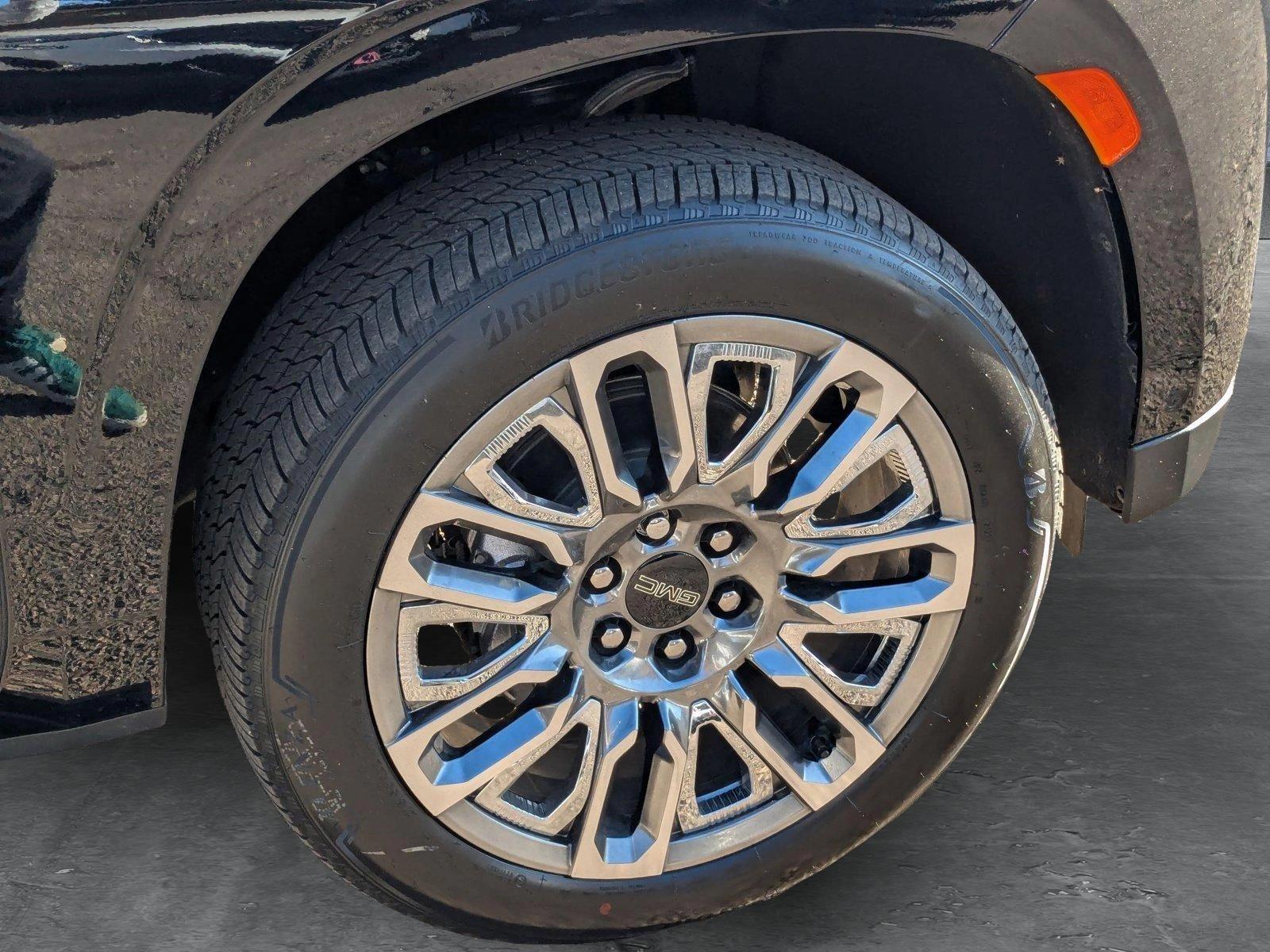 2024 GMC Yukon Vehicle Photo in LONE TREE, CO 80124-2750