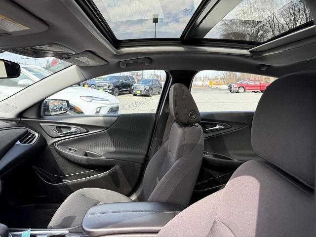 2022 Chevrolet Malibu Vehicle Photo in CHICOPEE, MA 01020-5001