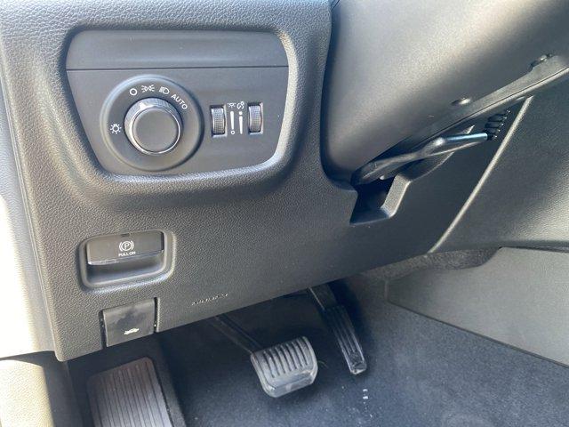 2025 Jeep Grand Cherokee Vehicle Photo in Doylsetown, PA 18901