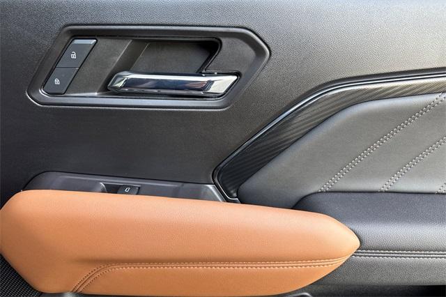 2023 GMC Canyon Vehicle Photo in ELK GROVE, CA 95757-8703