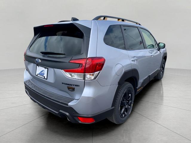 2025 Subaru Forester Vehicle Photo in Green Bay, WI 54304