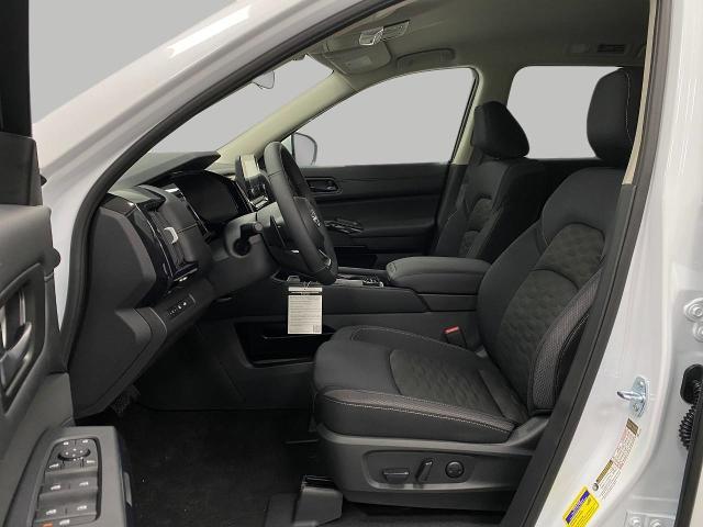 2025 Nissan Pathfinder Vehicle Photo in Appleton, WI 54913