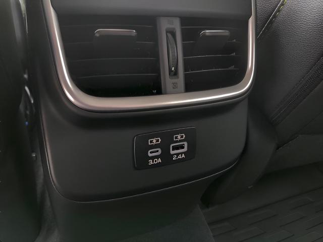 2025 Subaru Outback Vehicle Photo in Green Bay, WI 54304