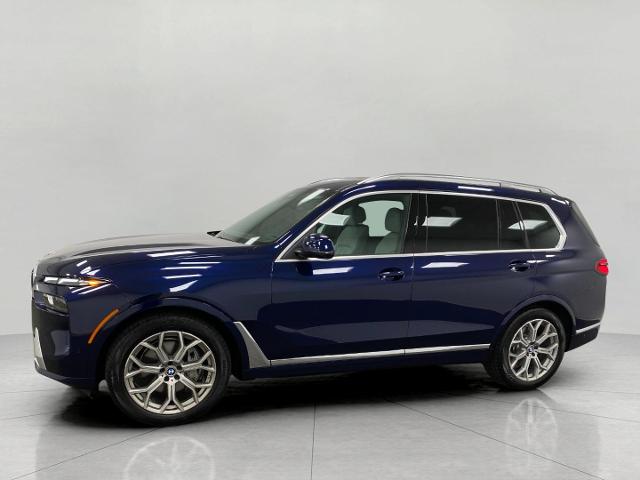 2025 BMW X7 xDrive40i Vehicle Photo in Appleton, WI 54913