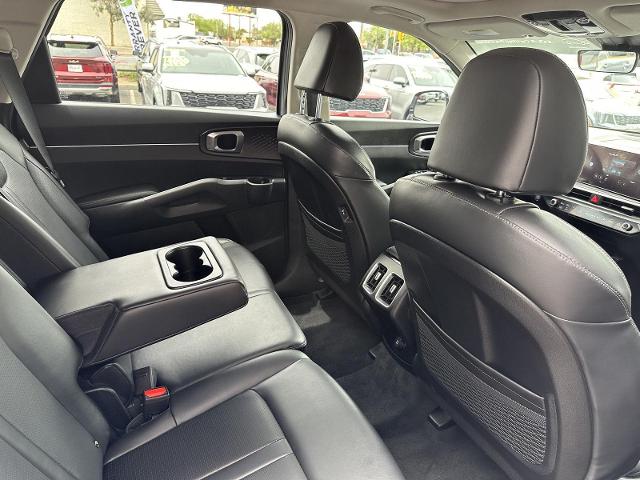 2025 Kia Sorento Vehicle Photo in Tucson, AZ 85712