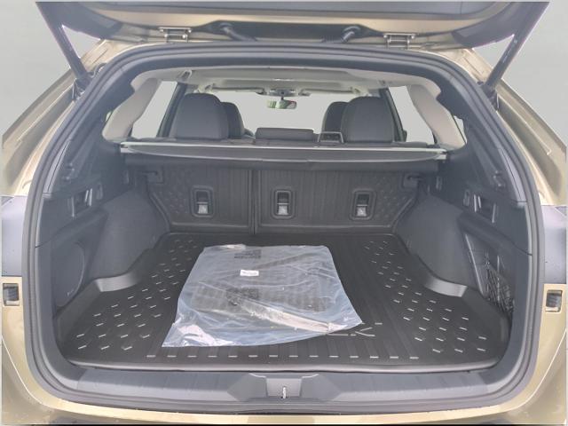 2025 Subaru Outback Vehicle Photo in Green Bay, WI 54304