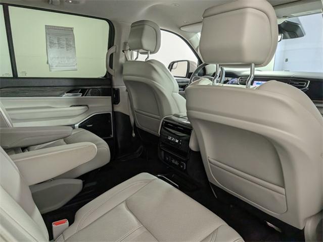 2022 Jeep Wagoneer Vehicle Photo in ENGLEWOOD, CO 80113-6708