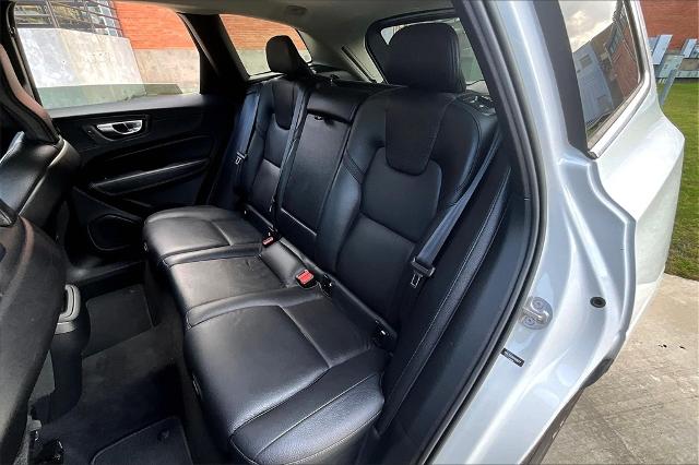 2022 Volvo XC60 Vehicle Photo in Houston, TX 77007