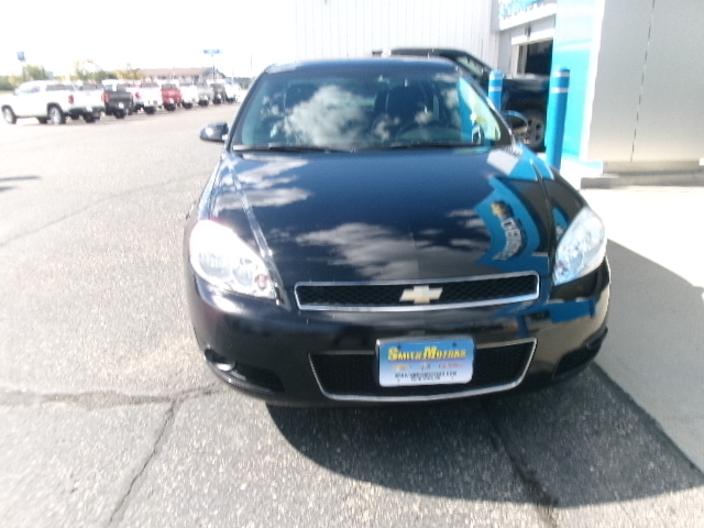 Used 2013 Chevrolet Impala LTZ with VIN 2G1WC5E36D1124617 for sale in Wahpeton, ND