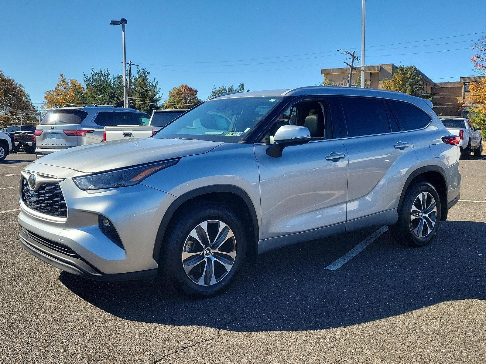 2022 Toyota Highlander Vehicle Photo in Trevose, PA 19053