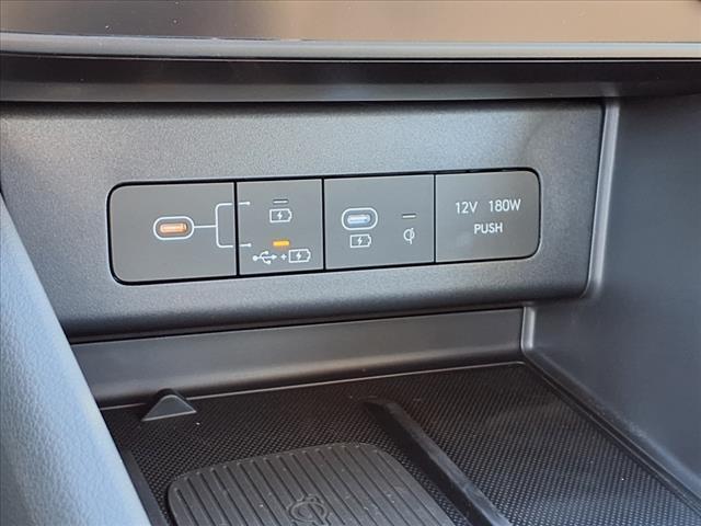 2025 Hyundai SONATA Hybrid Vehicle Photo in Peoria, IL 61615