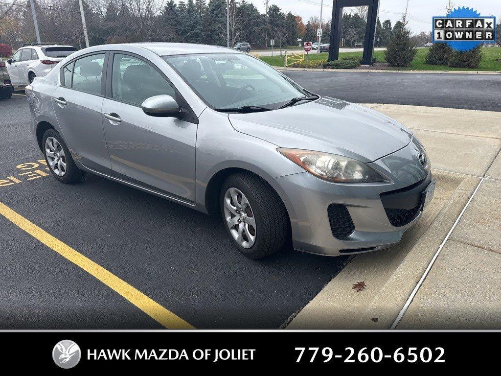 2013 Mazda Mazda3 Vehicle Photo in Saint Charles, IL 60174