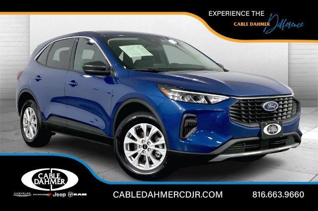 2023 Ford Escape Vehicle Photo in Kansas City, MO 64114