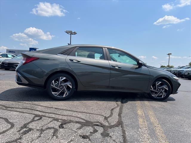 2024 Hyundai ELANTRA Vehicle Photo in Shiloh, IL 62269