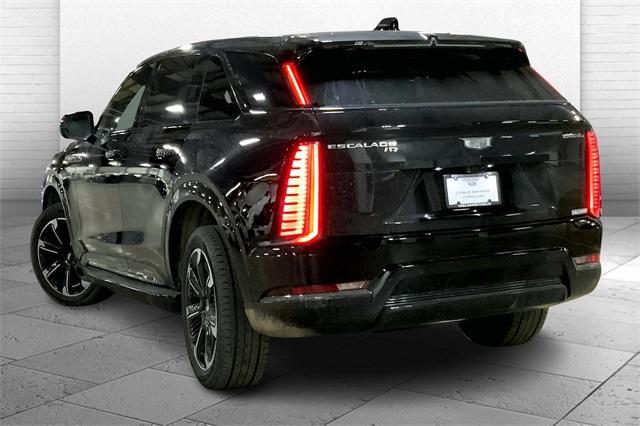 2025 Cadillac ESCALADE IQ Vehicle Photo in KANSAS CITY, MO 64114-4545