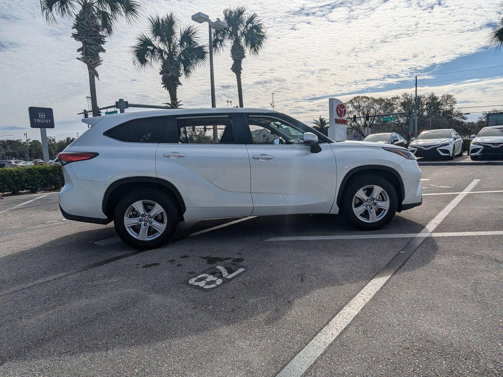 2022 Toyota Highlander Vehicle Photo in Winter Park, FL 32792