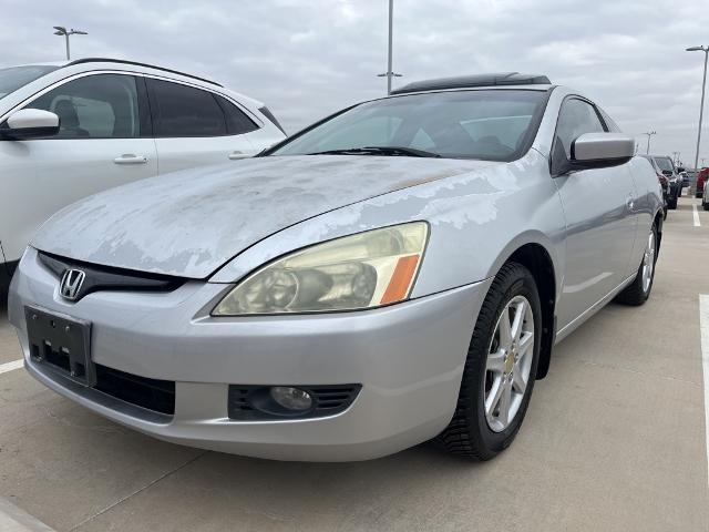 2004 Honda Accord Coupe Vehicle Photo in Grapevine, TX 76051