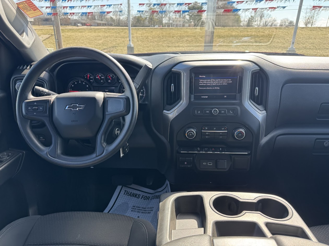 2021 Chevrolet Silverado 1500 Vehicle Photo in BOONVILLE, IN 47601-9633