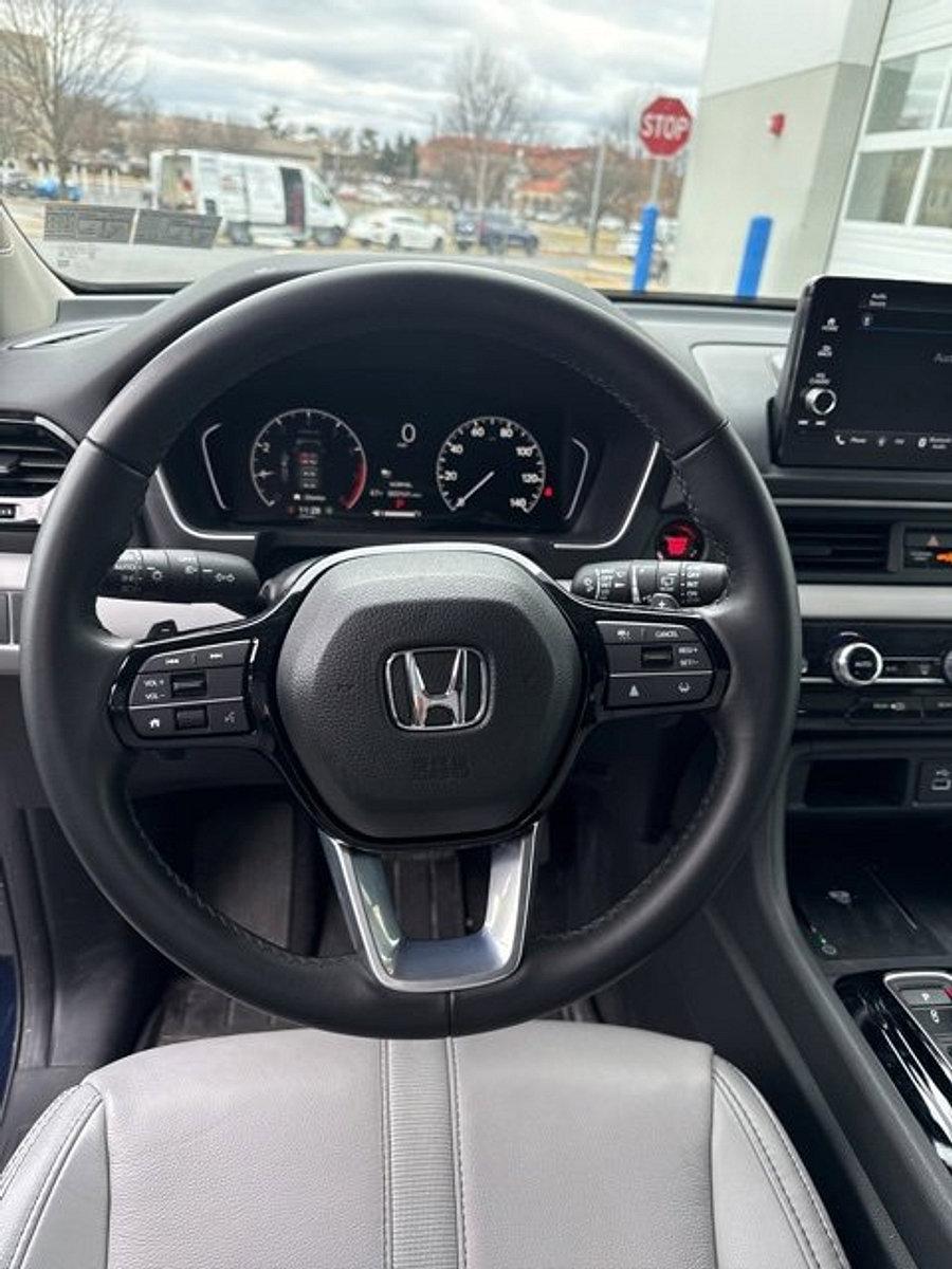 2025 Honda Pilot Vehicle Photo in Harrisburg, PA 17111