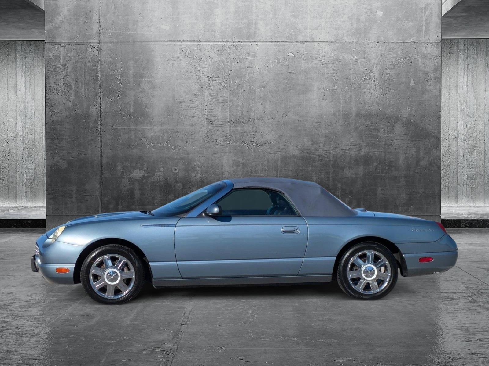 2005 Ford Thunderbird Vehicle Photo in Corpus Christi, TX 78415