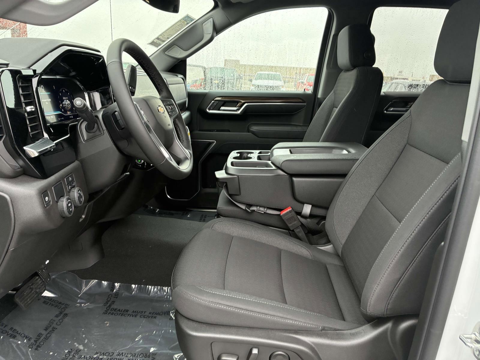 2025 Chevrolet Silverado 1500 Vehicle Photo in LOS ANGELES, CA 90007-3794