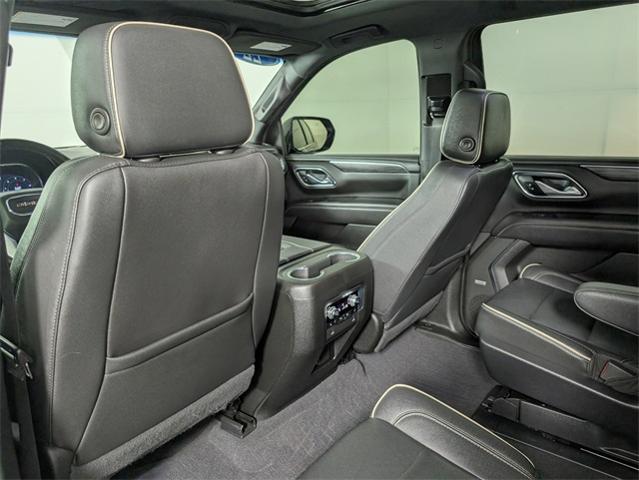 2022 GMC Yukon XL Vehicle Photo in ENGLEWOOD, CO 80113-6708