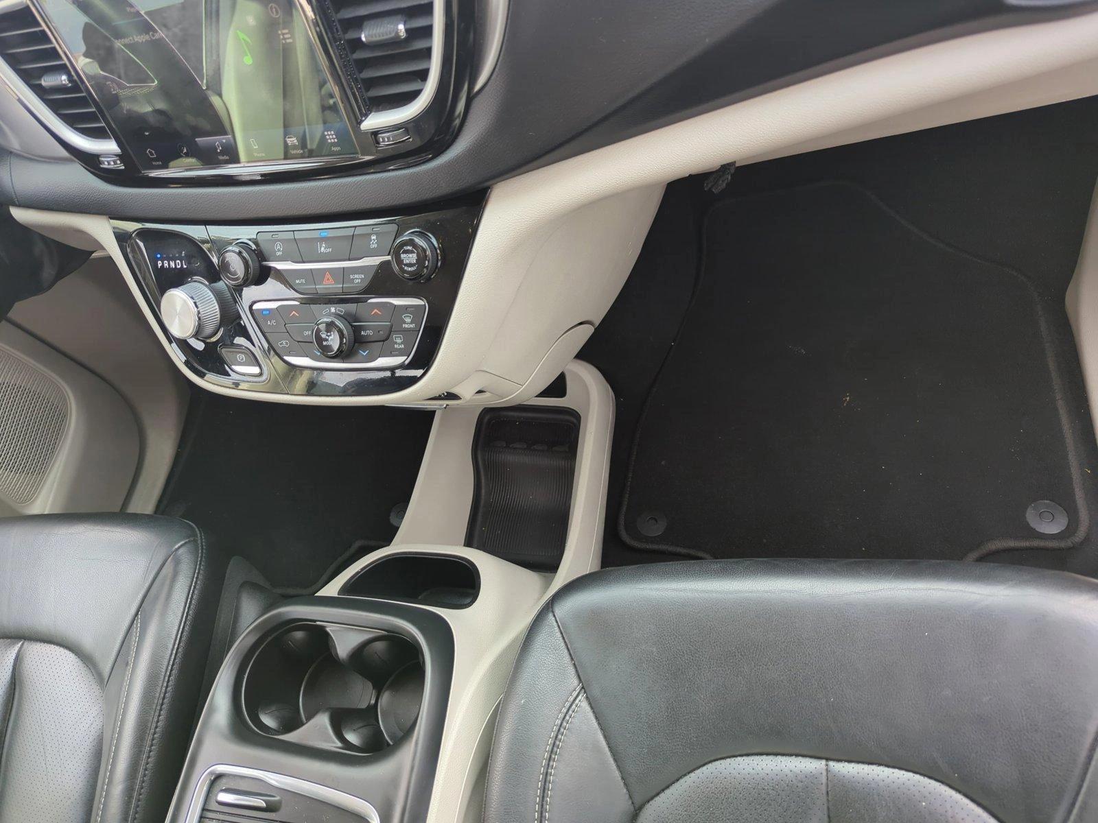 2022 Chrysler Pacifica Vehicle Photo in Pembroke Pines, FL 33027