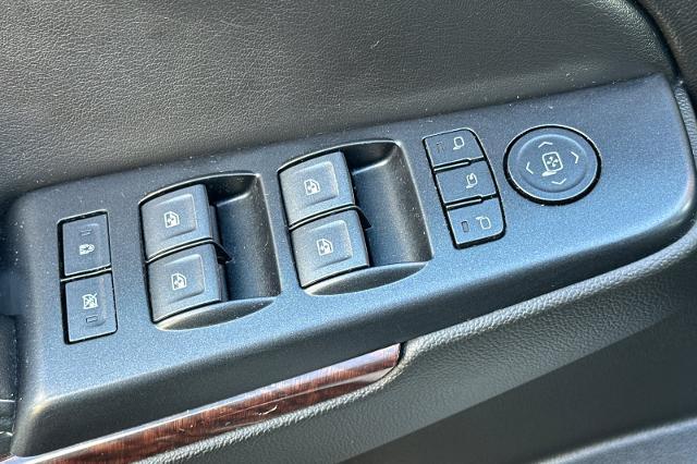 2018 GMC Yukon XL Vehicle Photo in SPOKANE, WA 99202-2191